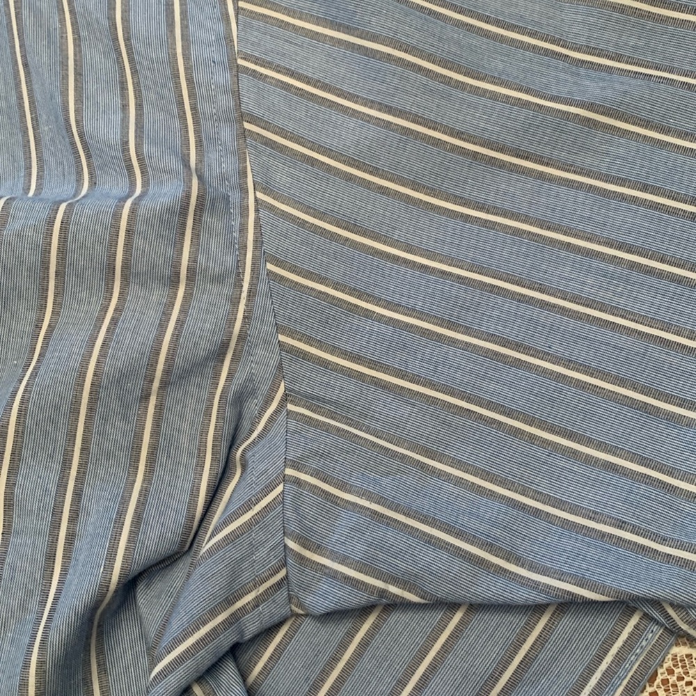 Arrow Button down Shirt - Picture 6 of 8
